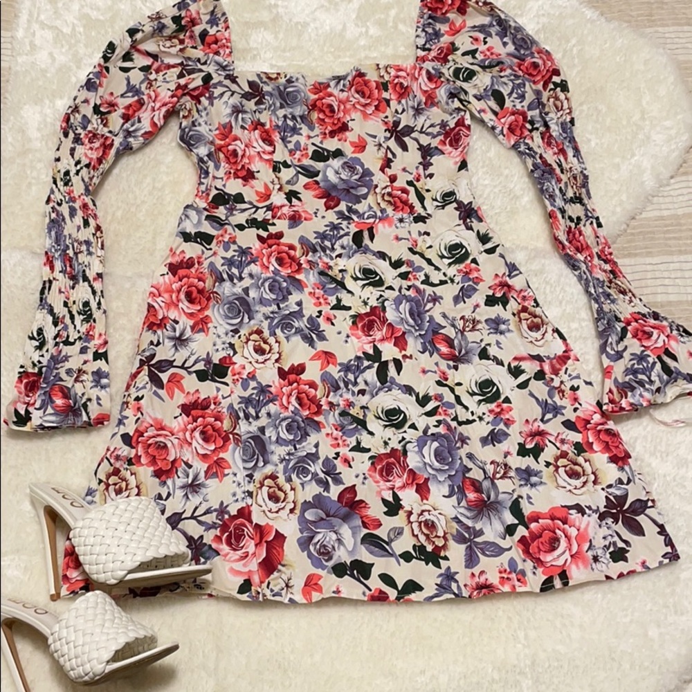 Mini dress